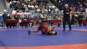 GREKOROMEN GÜREŞ TÜRKİYE ŞAMPİYONASI ORDU'DA BAŞLADI