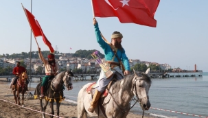 ÜNYE'DE ATLI GÖSTERİLER NEFES KESTİ