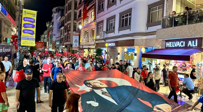 ALTINORDU'DA 30 AĞUSTOS'A ÖZEL KONSER VE YÜRÜYÜŞ
