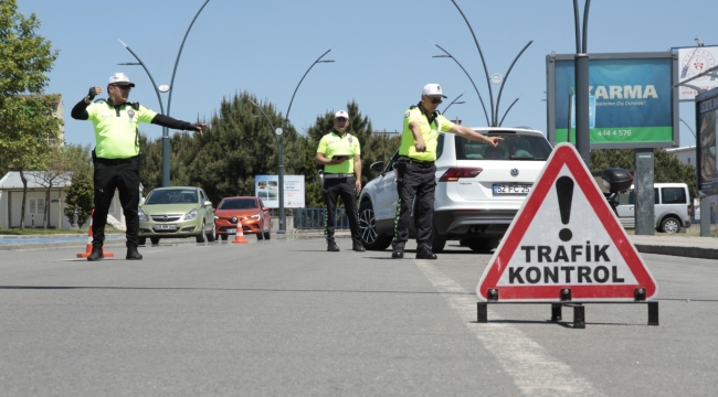 51 TRAFİK KAZASINDA 91 KİŞİ YARALANDI