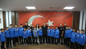 BAŞARILI PEHLİVANLARDAN GENÇ'E ZİYARET