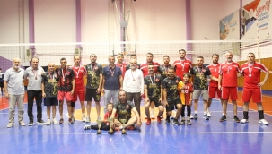Ordu'da Kamu Spor Oyunları Voleybol Turnuvası Büyük Heyecanla Tamamlandı