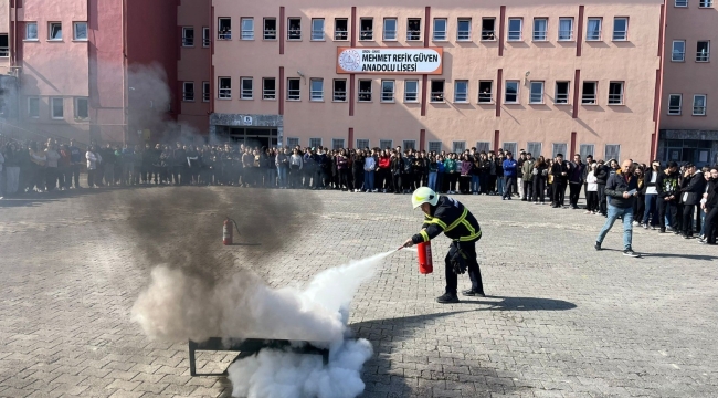 ORDU İTFAİYESİ YANGINA KARŞI BİLİNÇLİ NESİLLER YETİŞTİRİYOR