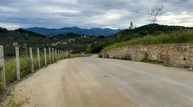 ÜNYE BELEDİYESİ BETON YOL AĞINI GENİŞLETİYOR