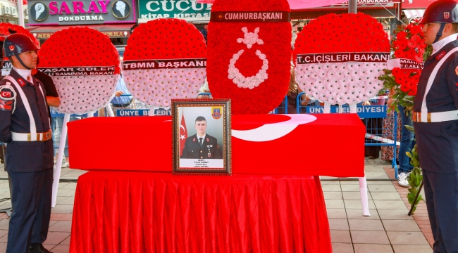 ÜNYE, ŞEHİDİNİ SONSUZLUĞA UĞURLADI