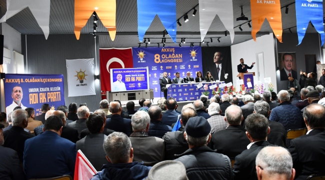 AK PARTİ AKKUŞ'TA DEMİR İLE YOLA DEVAM