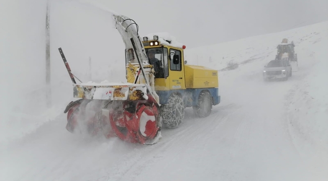 3 GÜNDE 10 BİN 302 KM YOL ULAŞIMA AÇILDI
