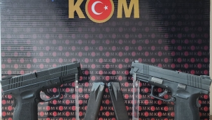 KARGO GÖNDERİSİNDEN 2 ADET RUHSATSIZ TABANCA ÇIKTI