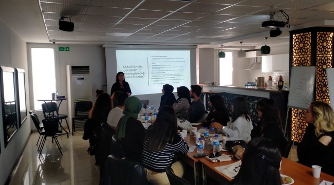 ÜNYE'DE "DİJİTAL ÇOCUK HAKLARI EĞİTİCİ EĞİTİMİ"