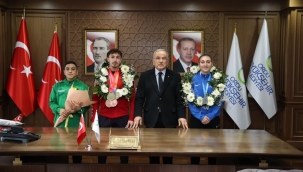 BAŞKAN GÜLER BAŞARILI SPORCULARI AĞIRLADI
