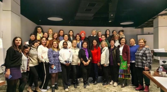 KARADENİZ KADIN DAYANIŞMA AĞI SAMSUN'DA BİR ARAYA GELDİ