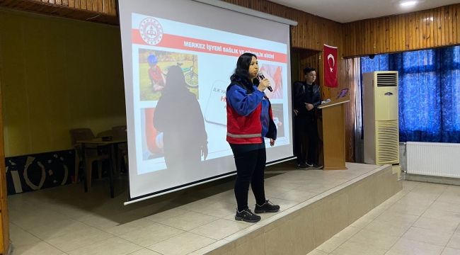ÜNYE ENDÜSTRİ MESLEK LİSESİ'NDE İLK YARDIM SEMİNERİ