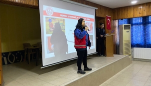 ÜNYE ENDÜSTRİ MESLEK LİSESİ'NDE İLK YARDIM SEMİNERİ