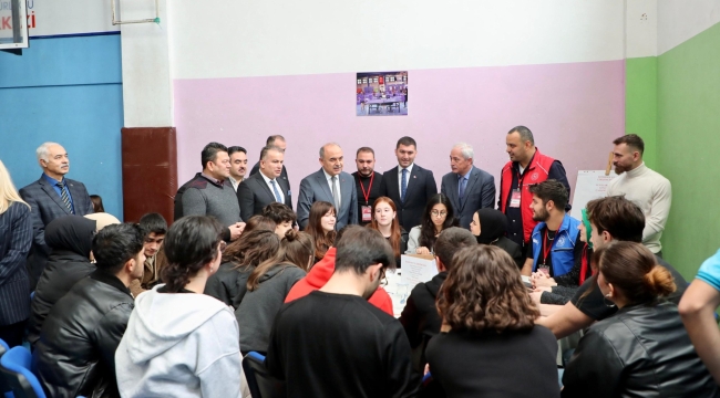 Vali Erol, "Gençlik Politika Belgesi Vizyon Çalıştayı"na Katıldı