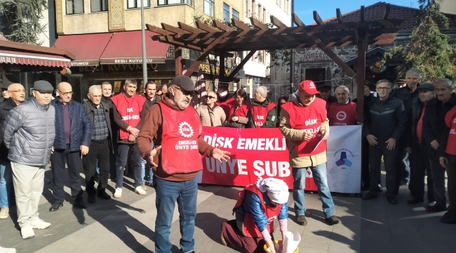 Emekli-Sen Ünye'den Mizansenli Basın Açıklaması