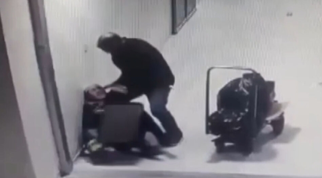 Hastane Koridorunda Dehşet Olay!