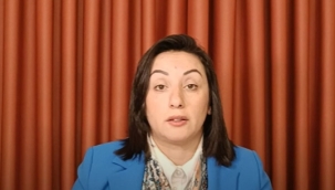 Sözde Peygamber Eylül Ecem Zal, Kendisine İnanmayanları Uyardı 