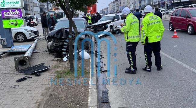 Ünye Atatürk Mahallesi'nde Trafik Kazası: 6 Yaralı 