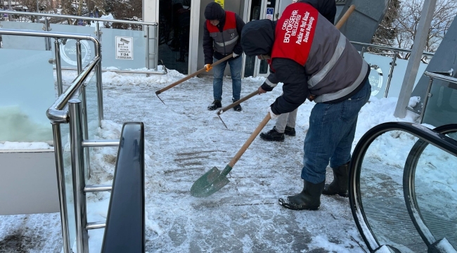 Büyükşehir Ekipleri Yayalar İçin Seferber