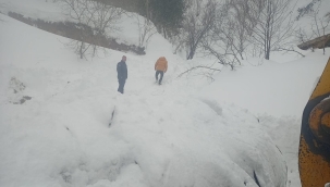 Karda Mahsur Kalan 74 Yaşındaki Adamın İmdadına Ekipler Yetişti