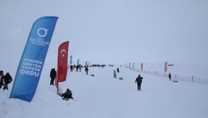 Menderesleri İle Ünlü Perşembe Yaylası'nda Kar Eğlenceye Dönüştü
