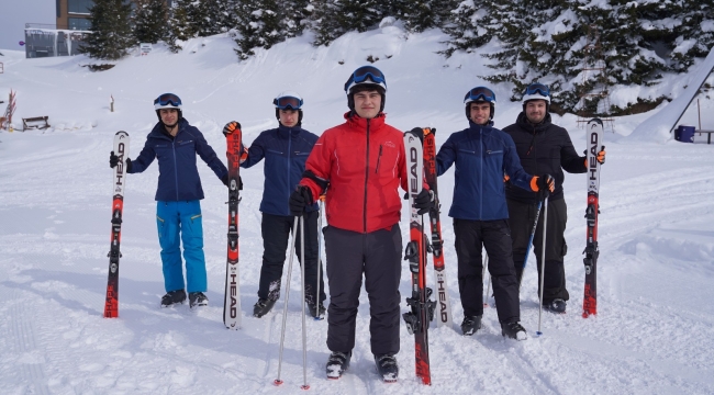 O Gençlere Başkan Güler'den Sürpriz