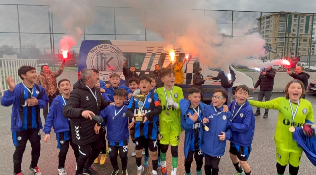 ÜFK'dan Bir Şampiyonluk Daha