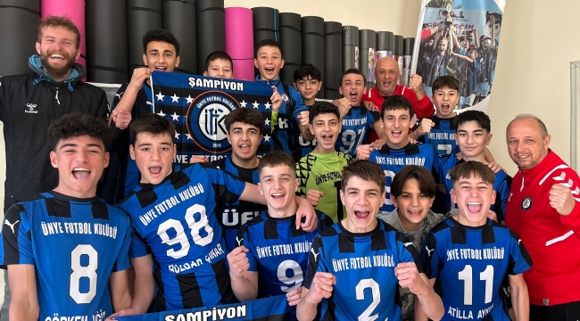 ÜFK'Dan U15 Ligine Görkemli Başlangıç