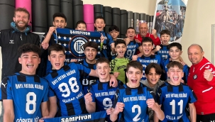ÜFK'Dan U15 Ligine Görkemli Başlangıç
