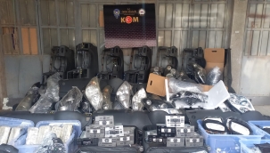 Ünye'de 1 Milyonluk Kaçak Oto Yedek Parça Ele Geçirildi