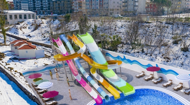 Ünye'ye Bölgenin En Büyük Aquaparkı