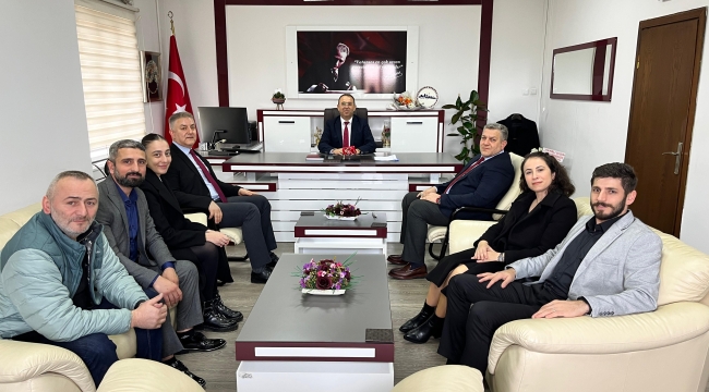 Ünye Yunus Emre Eğitim Kurumları'ndan Müdür Alan'a Ziyaret