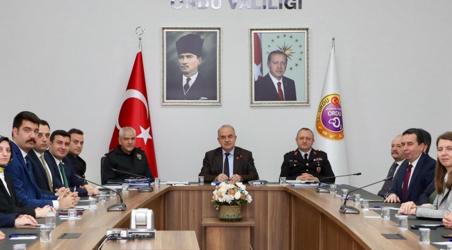 Vali Erol: "Kaçak Alkol Satışı ve Kullanımında Sıkı Denetim Yapacağız"