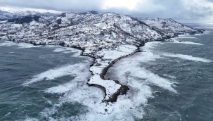 Yason'a Beyaz Çok Yakıştı
