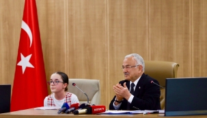 Başkan Güler: "Ünye Meydanının Altı Otopark Olacak"