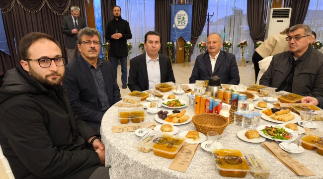 Başkan Tavlı, Gençlerle Gönül Sofrasında Buluştu