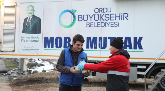 Karadeniz Sahil Yolunda İftar Saati Bereketi