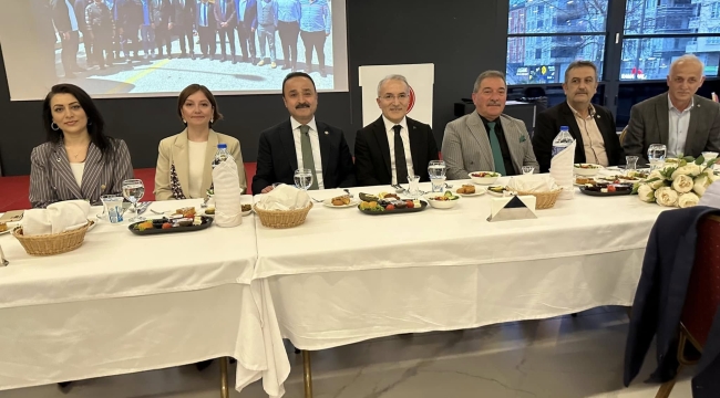 MHP İlçe Teşkilatları İftarda Buluştu