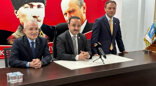 Milletvekili Şanlıtürk, Ünye Teşkilatı İle Bayramlaştı 