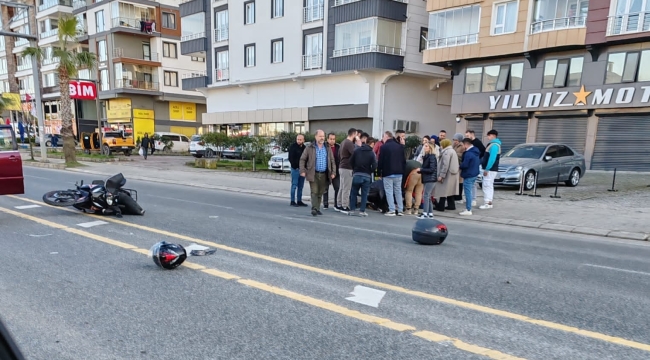 Ünye'de Trafik Kazası: Moto Kurye Yaralandı
