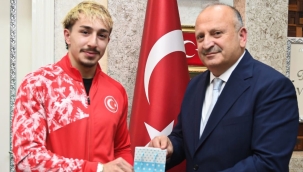 Başkan Tavlı'dan Avrupa Halter Şampiyonu Genç'e Tebrik