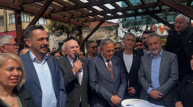 CHP Ünye, Bayramı Meydanda Kutladı