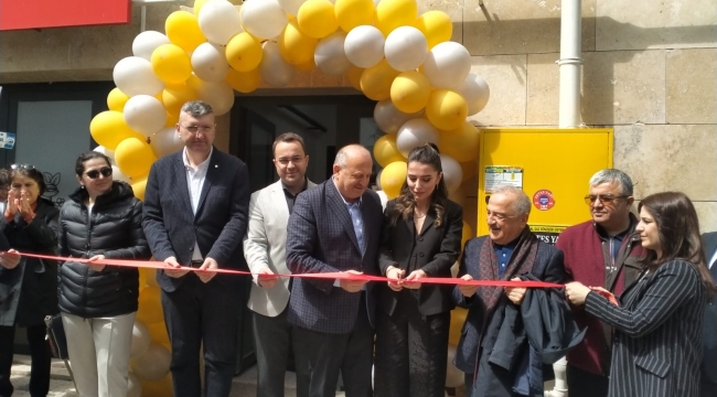 Dent Ünye'den Yeni Yerinde Görkemli Açılış