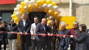 Dent Ünye'den Yeni Yerinde Görkemli Açılış