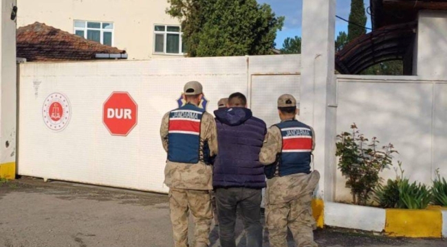 Jandarma Dedektifleri Aranan 56 Kişiyi Yakaladı