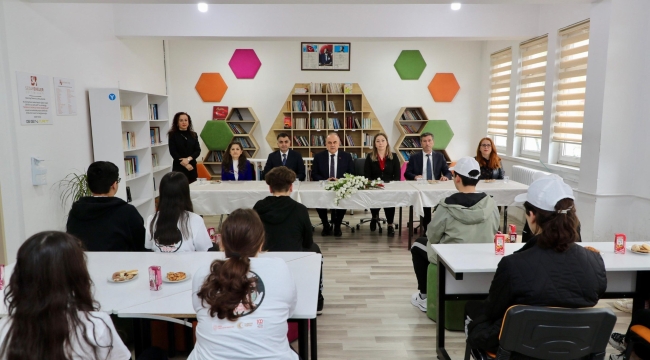 Vali Erol, PİSA'da Başarılı Olan Ordu Fen Lisesi Öğrencilerini Kutladı