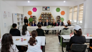 Vali Erol, PİSA'da Başarılı Olan Ordu Fen Lisesi Öğrencilerini Kutladı