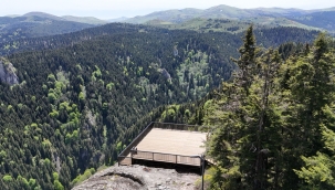 Doyumsuz Seyrin Adresi: Ablaktaşı Seyir Terası