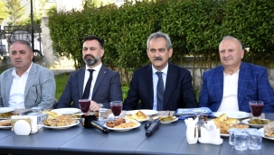 Milletvekili Özer Ünye'de Stk'larla Buluştu