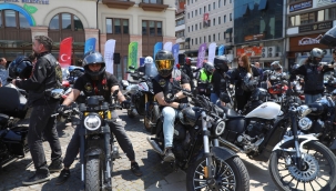 Motosiklet Tutkunları Bir Araya Geldi